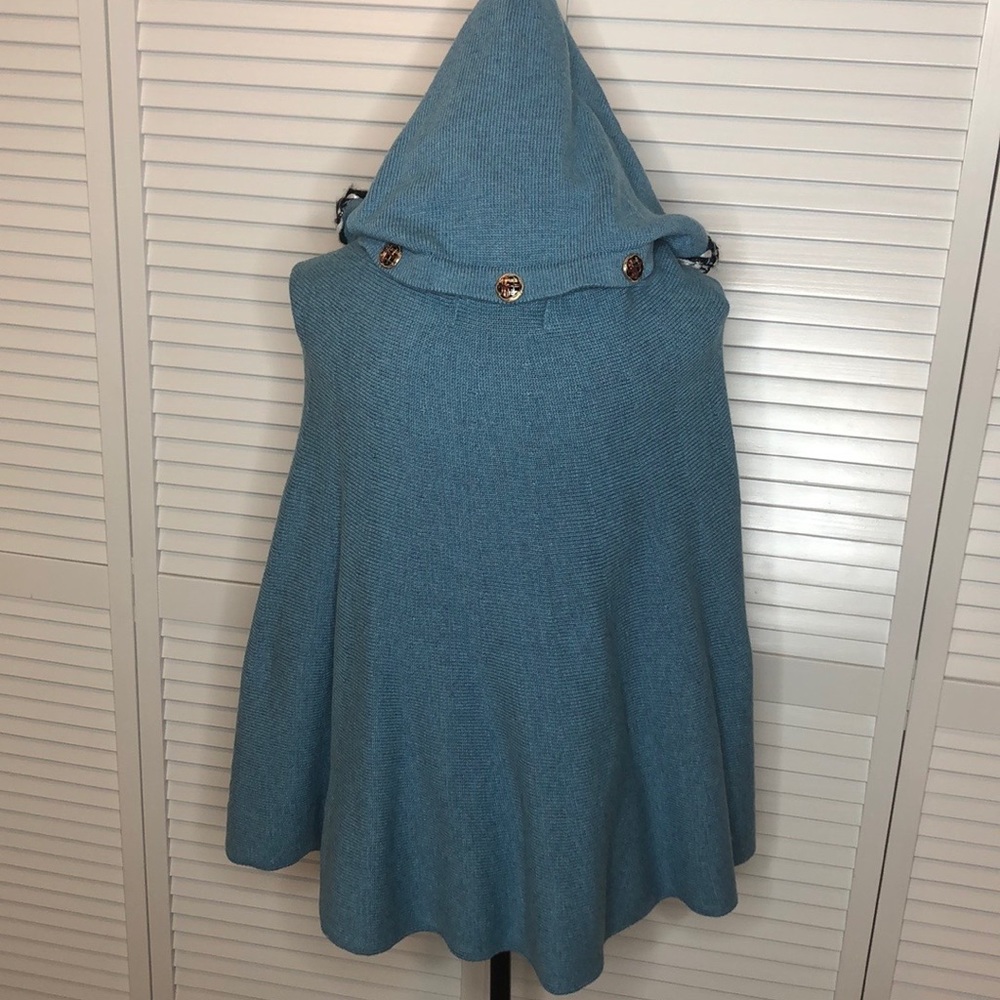 RARE Chanel Cashmere Hooded Turtleneck Cape Small - Picture 5 of 7
